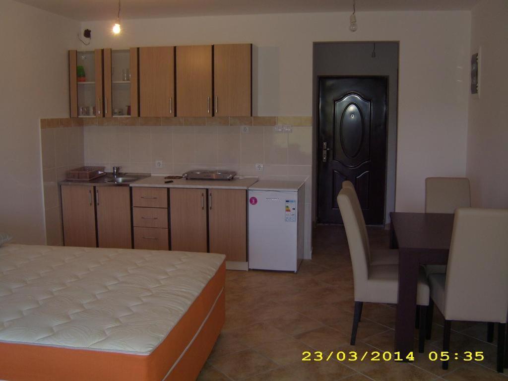 Apartmani Vukovic Тиват Экстерьер фото