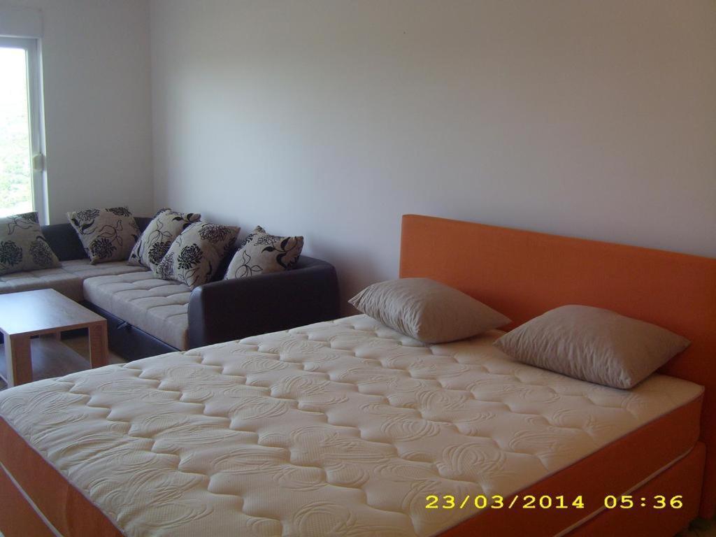 Apartmani Vukovic Тиват Экстерьер фото